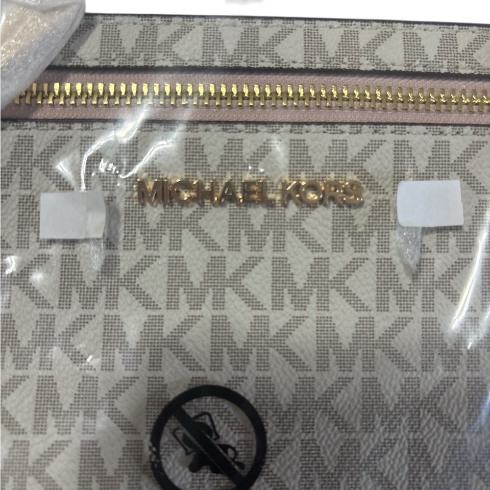 Michael Kors Signature Logo Purse Pink Trim Gold Chain NWT - Picture 5 of 8